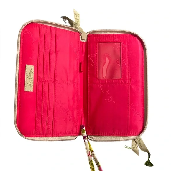 NWOT Vera Bradley Make Me Blush wristlet/wallet - Picture 4 of 6